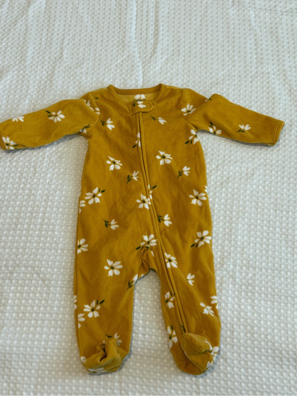 Carter’s 3-6m Fleeve Footie Onesie